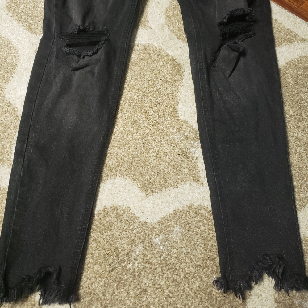 Black skinny jeans